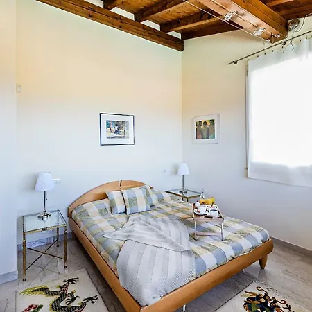 Perla Con Piscina By Wonderful Italy