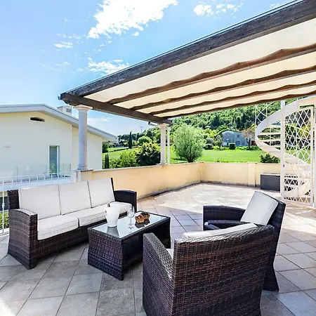 Perla Con Piscina By Wonderful Italy 别墅 Barcuzzi